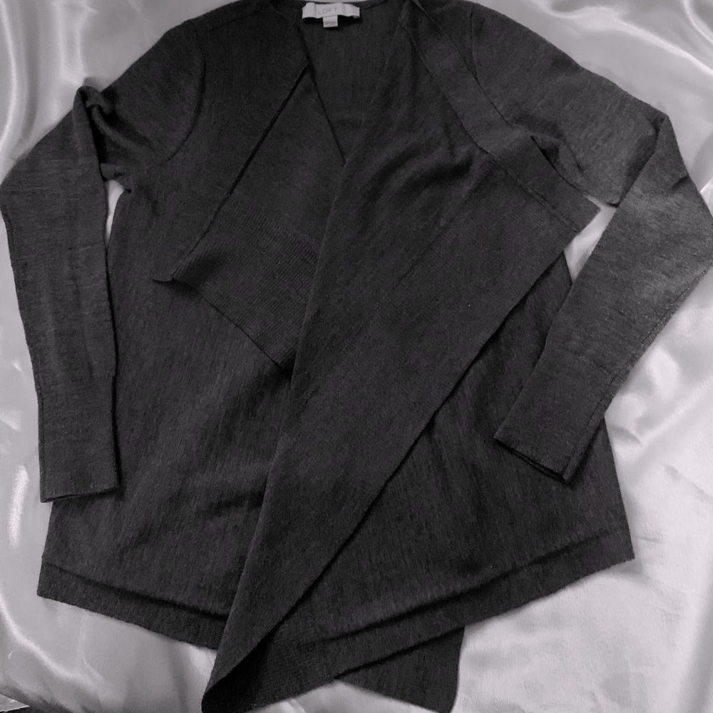 Beautiful fine knit cotton Loft sweater